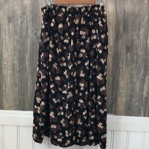 Erika black tan floral pull-on skirt with pockets size 1X